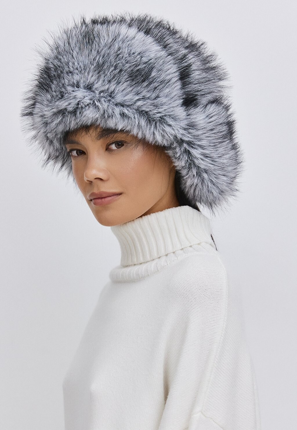 Шапка Cesare Gaspari, светло-серый
Шапка Cesare Gaspari, светло-серый