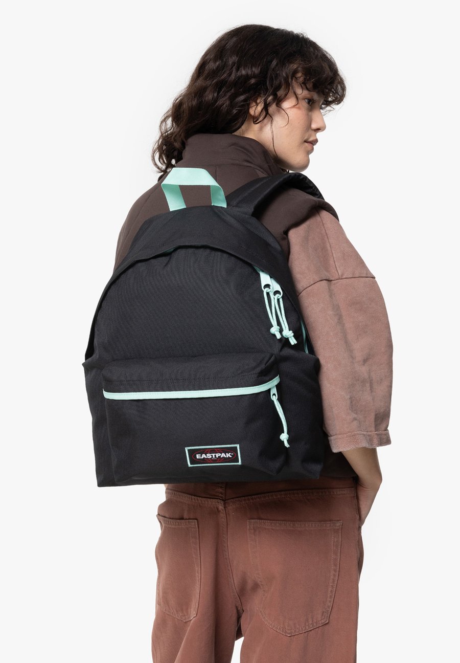 Рюкзак Eastpak DAY, Kontrast Polar/Blue Denim
Рюкзак Eastpak DAY, Kontrast Polar/Blue Denim