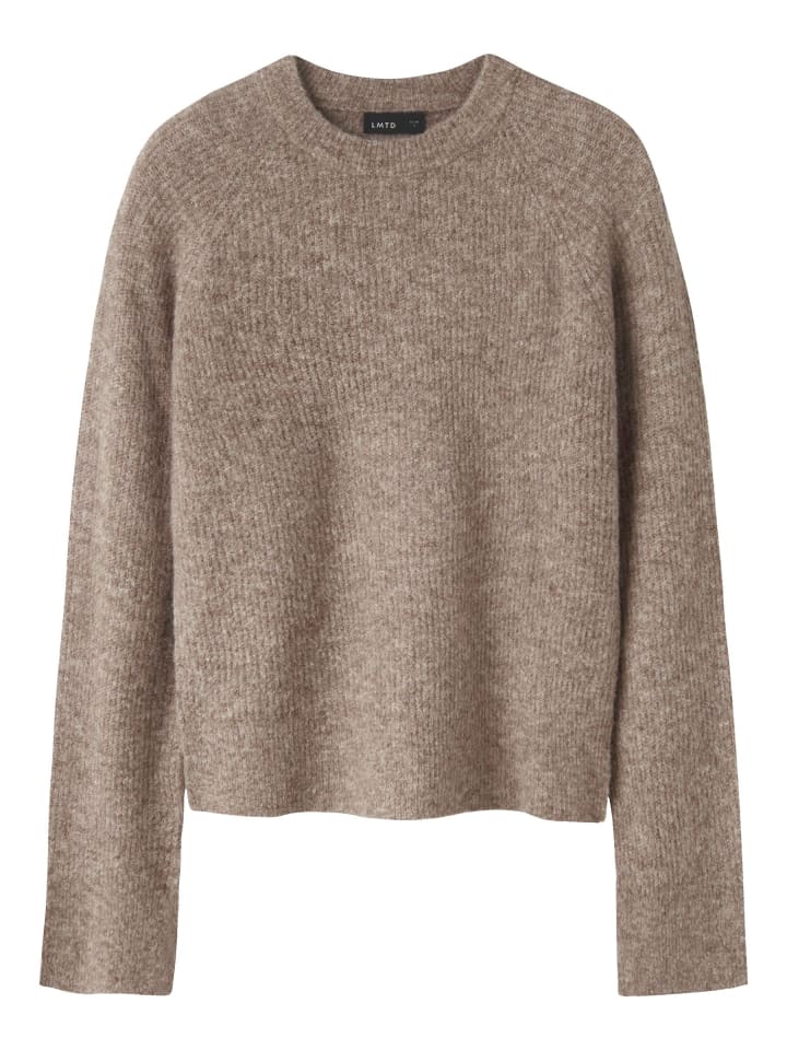 Свитер name it
Свитер name it