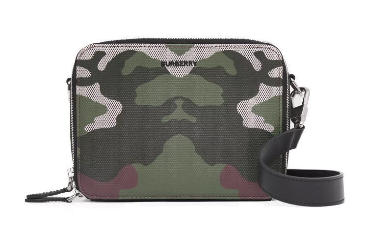 Мужская сумка через плечо из холста с кожаными вставками, камуфляжная расцветка Burberry, box(basic set+box)
Мужская сумка через плечо из холста с кожаными вставками, камуфляжная расцветка Burberry, box(basic set+box)