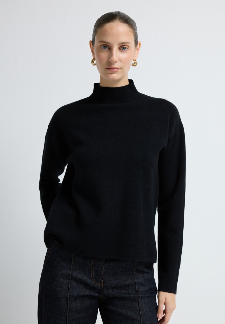 Джемпер adL Jumper, Black
Джемпер adL Jumper, Black