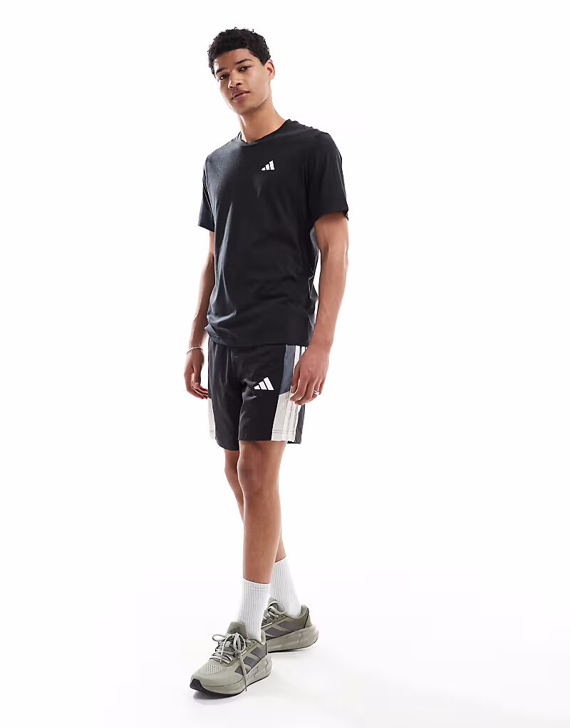 Шорты Adidas Training Essentials с тремя полосками в черно-серой гамме Adidas Performance
Шорты Adidas Training Essentials с тремя полосками в черно-серой гамме Adidas Performance