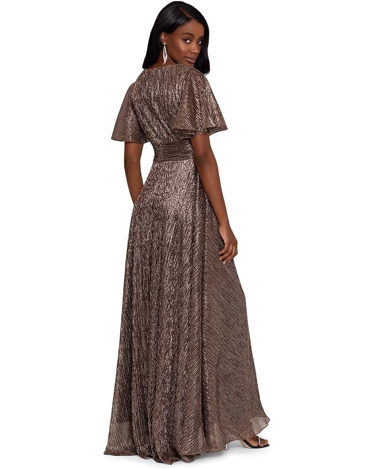 Платье Betsy & Adam Long V-Neck Flutter Sleeve Dress, цвет Black/Gold/Silver
Платье Betsy & Adam Long V-Neck Flutter Sleeve Dress, цвет Black/Gold/Silver