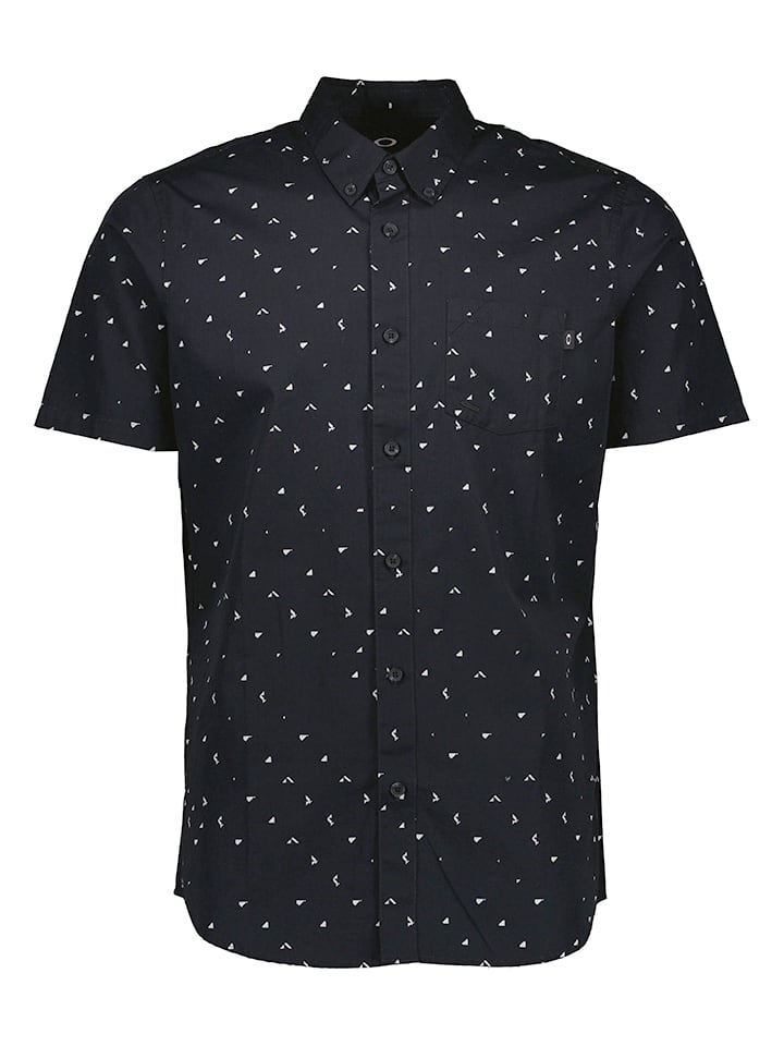 Oakley Рубашка "Splash" - приталенный крой - черного цвета
Oakley Рубашка "Splash" - приталенный крой - черного цвета