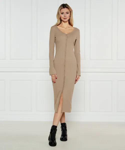 Платье Calvin Klein Jeans, бежевый
Платье Calvin Klein Jeans, бежевый