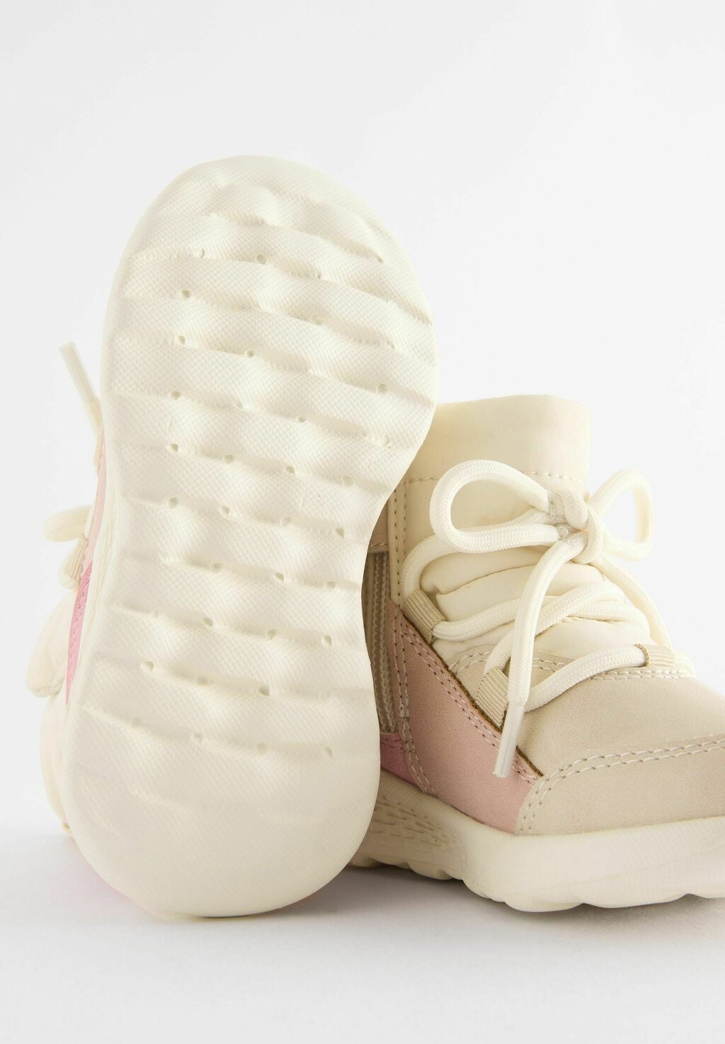 Высокие кроссовки REGULAR FIT Next, бежевый
Высокие кроссовки REGULAR FIT Next, бежевый