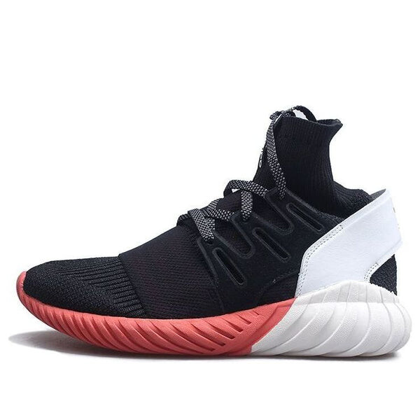 Кроссовки оригиналы трубчатые doom pk Adidas, черный
Кроссовки оригиналы трубчатые doom pk Adidas, черный