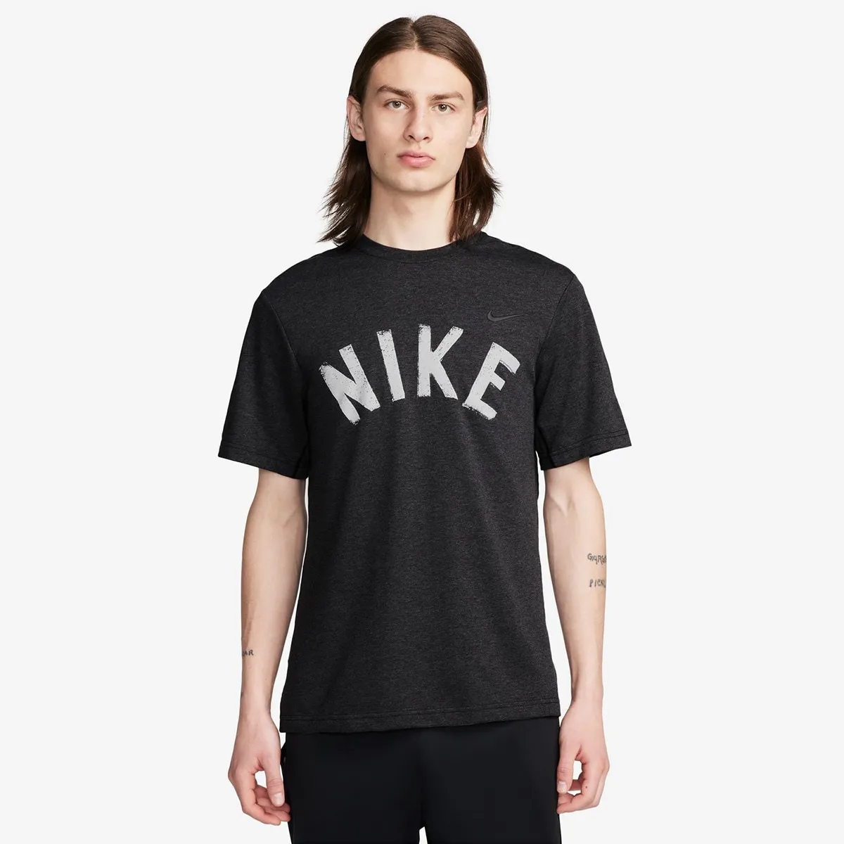 Футболка мужская Primary Swoosh Nike, черный
Футболка мужская Primary Swoosh Nike, черный