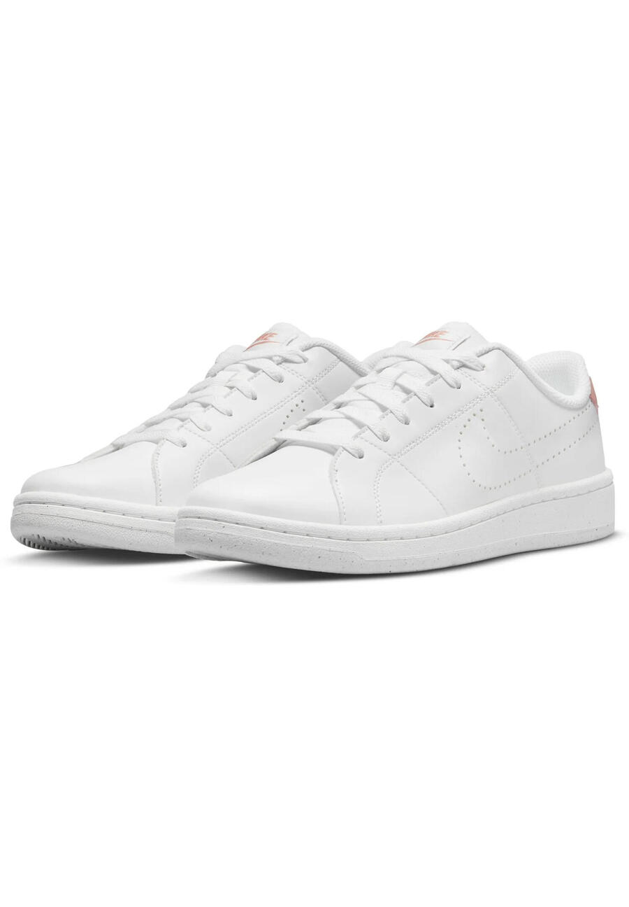 Кроссовки женские Nike WMNS COURT ROYALE 2 DQ4127 100 белые
Кроссовки женские Nike WMNS COURT ROYALE 2 DQ4127 100 белые