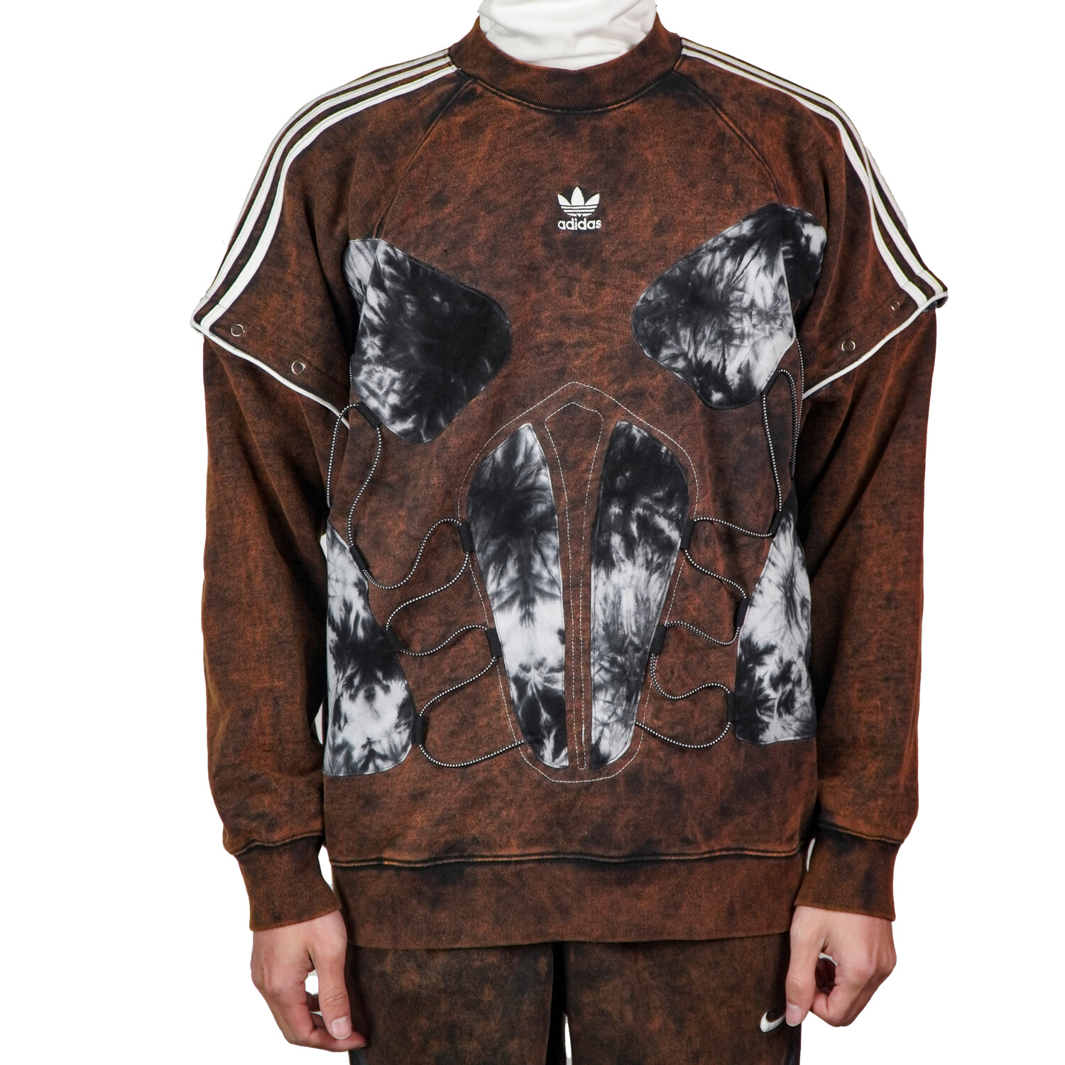 Толстовка унисекс Adidas Originals, цвет Brown 
Толстовка унисекс Adidas Originals, цвет Brown