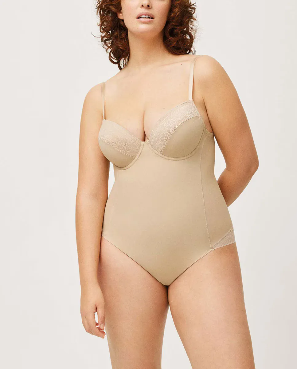 Утягивающее боди с кружевной деталью Ysabel Mora, цвет Nude
Утягивающее боди с кружевной деталью Ysabel Mora, цвет Nude