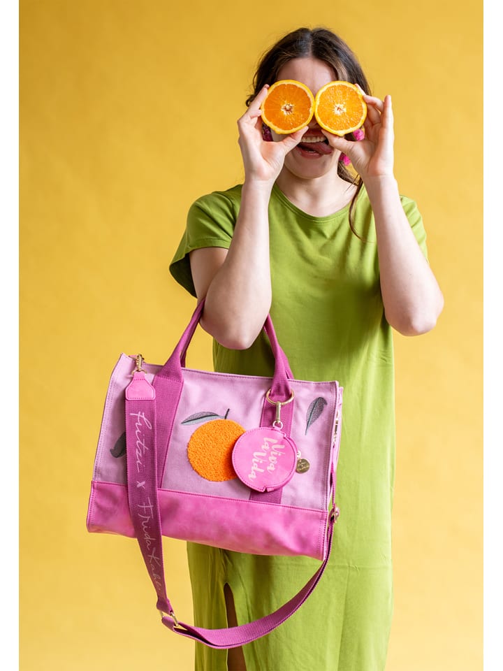 Fritzi aus Preußen Сумка через плечо "Фрида Кало" розового цвета - (Ш)40 x (В)29,5 x (Г)14 см
Fritzi aus Preußen Сумка через плечо "Фрида Кало" розового цвета - (Ш)40 x (В)29,5 x (Г)14 см