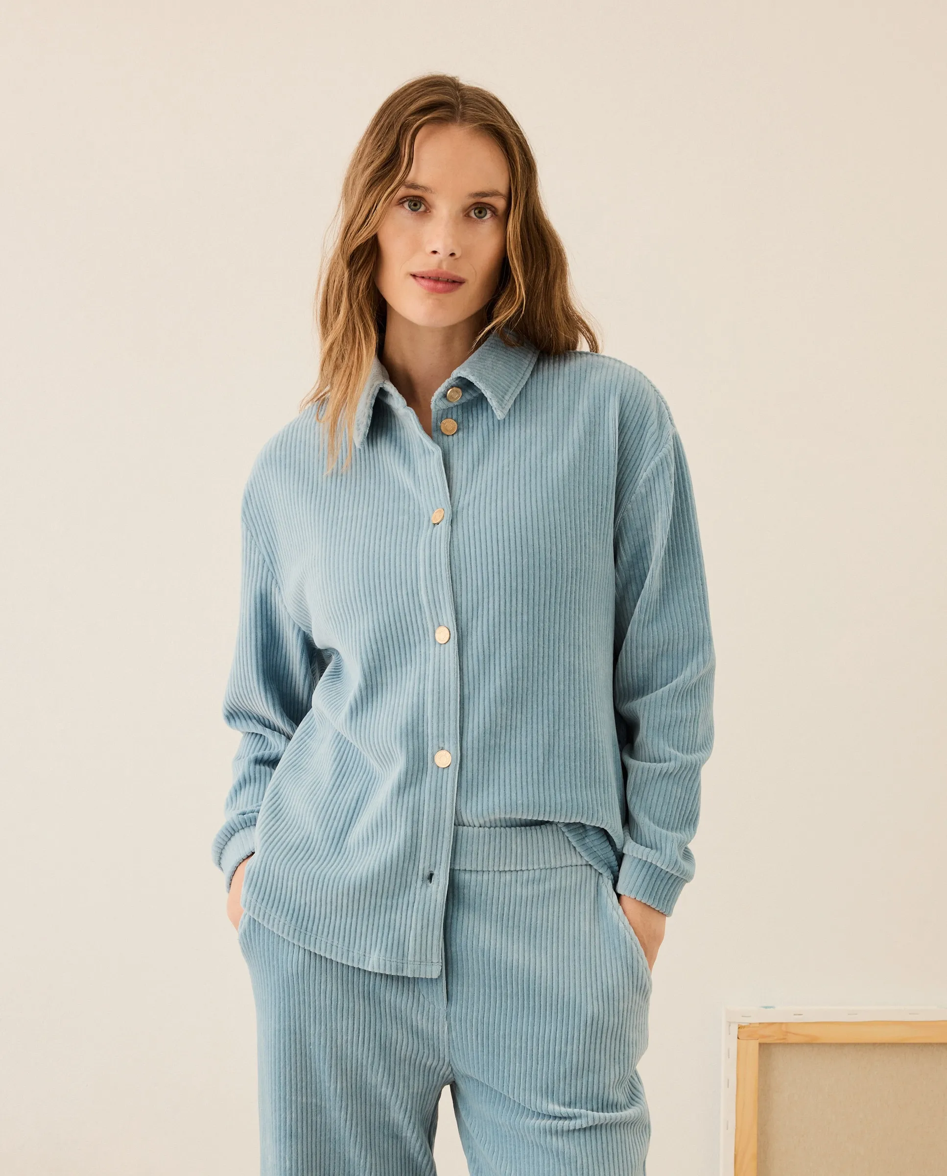 Рубашка на пуговицах с карманами и длинными рукавами Stella Rittwagen, флуоресцентный зеленый
Рубашка на пуговицах с карманами и длинными рукавами Stella Rittwagen, флуоресцентный зеленый