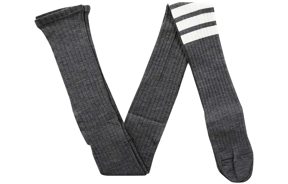 Четырехполосные ребристые колготки THOM BROWNE, темно-серый
Четырехполосные ребристые колготки THOM BROWNE, темно-серый