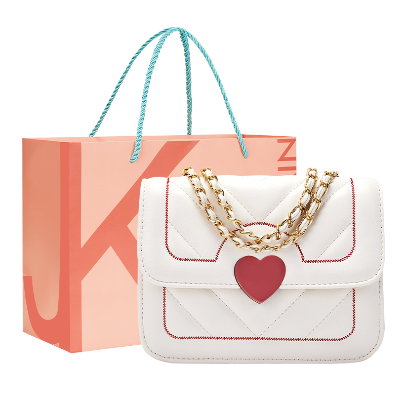 Сумка на цепочке через плечо с замком женская белая JANE KLAIN, Серебряное колье с маленькой ромашкой
Сумка на цепочке через плечо с замком женская белая JANE KLAIN, Серебряное колье с маленькой ромашкой