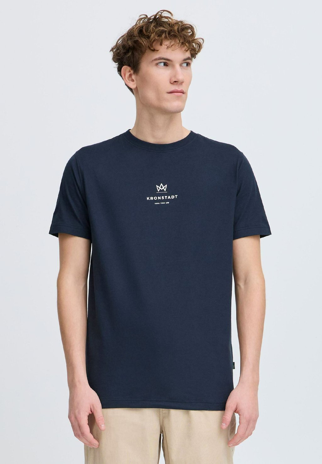 Футболка с принтом KSMCCARTO Kronstadt, синий
Футболка с принтом KSMCCARTO Kronstadt, синий