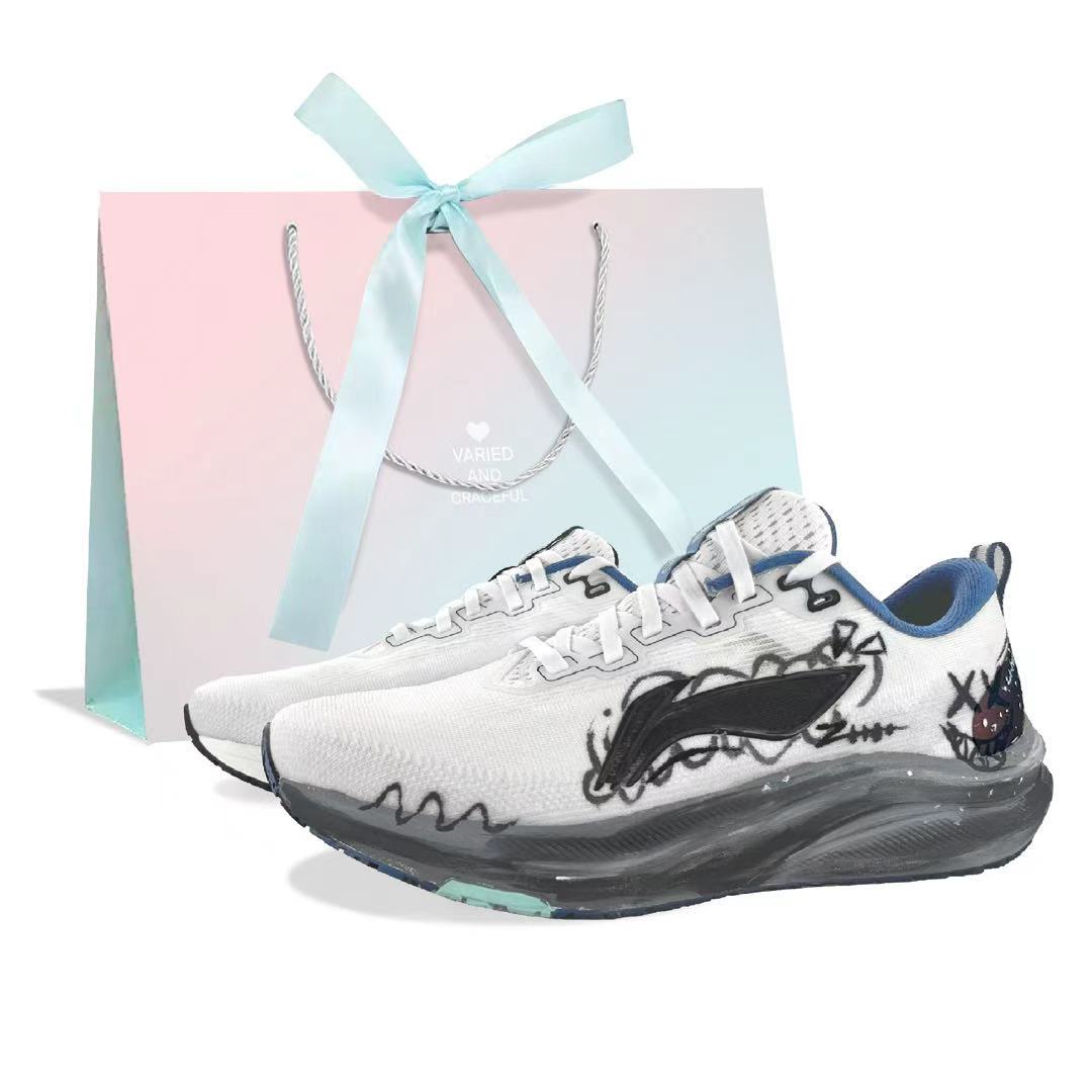 LINING Кроссовки Red Hare 8 мужские низкие White/Black
LINING Кроссовки Red Hare 8 мужские низкие White/Black