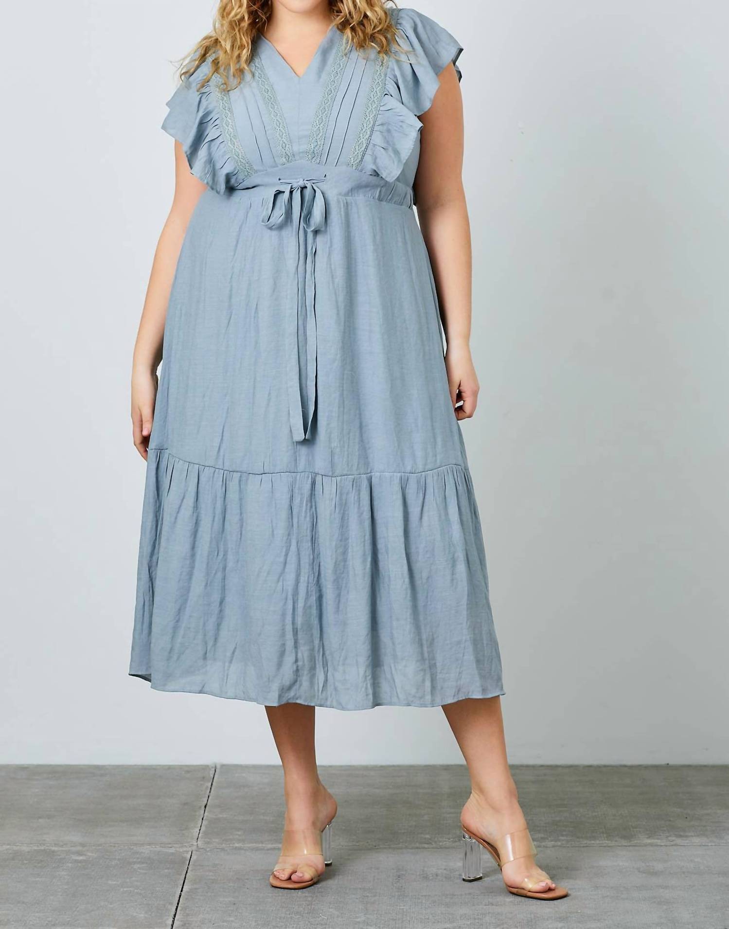 Платье Tori Midi в пыльно-голубом цвете Polagram
Платье Tori Midi в пыльно-голубом цвете Polagram