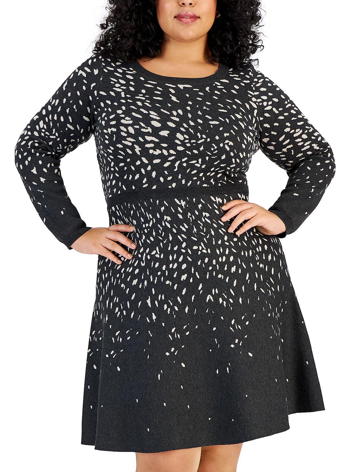 Женское вязаное платье-свитер с узором Plus Taylor, Charcoal Powder
Женское вязаное платье-свитер с узором Plus Taylor, Charcoal Powder