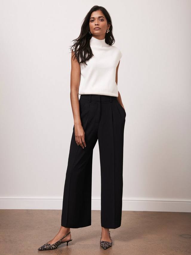 Укороченные брюки в складку Mint Velvet, черный
Укороченные брюки в складку Mint Velvet, черный