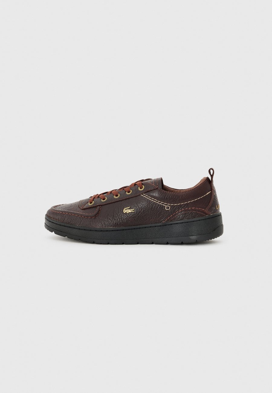Кроссовки Lacoste UMPIRE, Brown/Dark Brown/Brown
Кроссовки Lacoste UMPIRE, Brown/Dark Brown/Brown