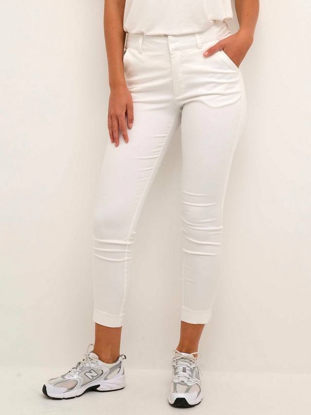 Узкие брюки-чинос lea 7/8 KAFFE, цвет Chalk
Узкие брюки-чинос lea 7/8 KAFFE, цвет Chalk