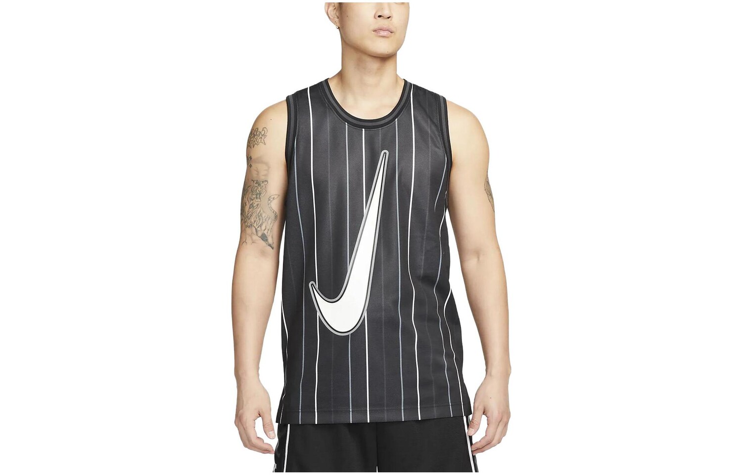 Мужское баскетбольное джерси Nike, цвет Black
Мужское баскетбольное джерси Nike, цвет Black