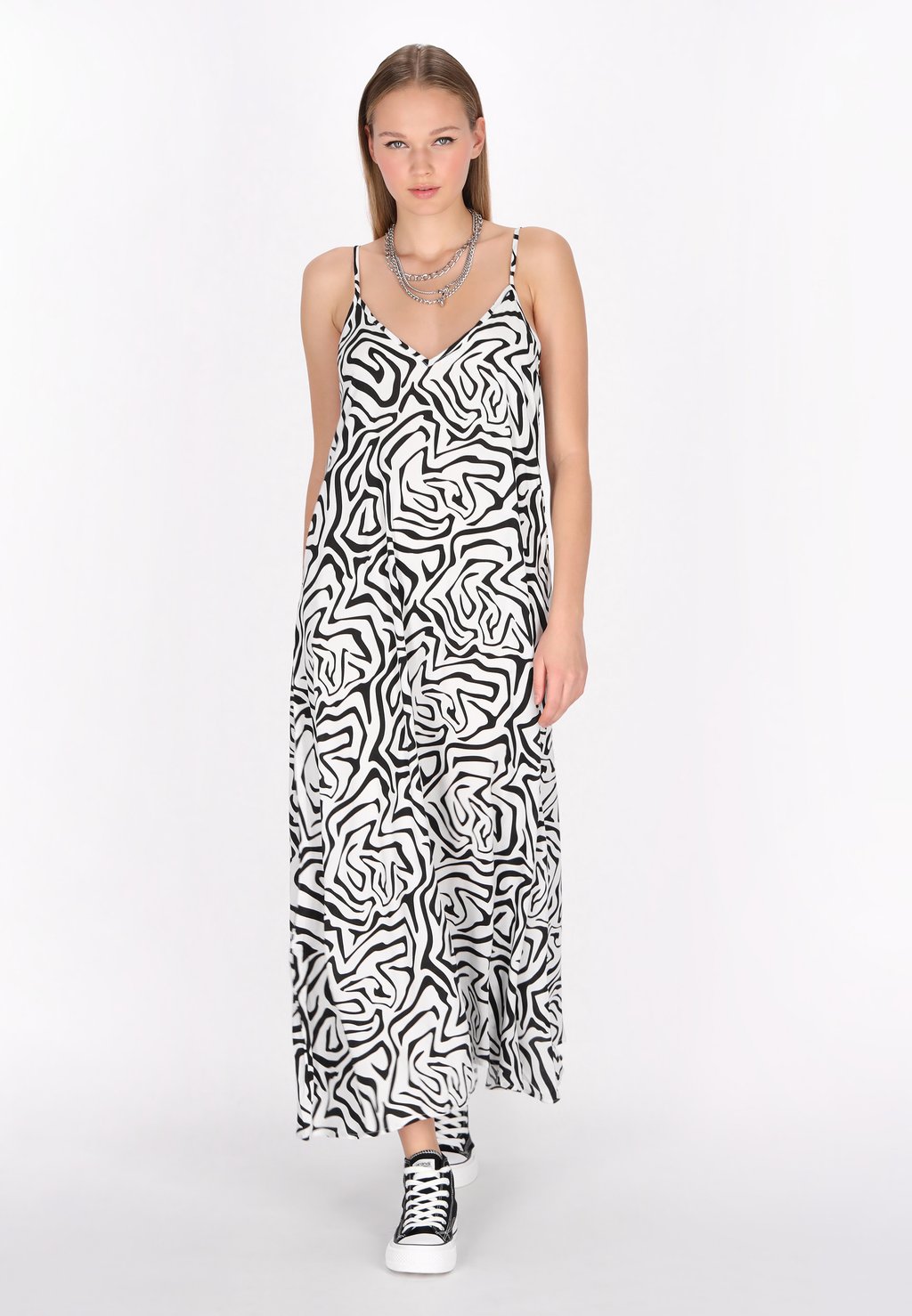 Платье макси myMo ROCKS, белый
Платье макси myMo ROCKS, белый