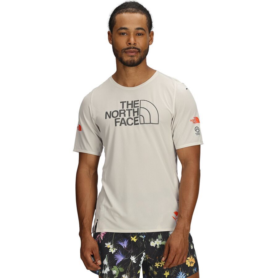 Футболка The North Face Summit High Trail Short-Sleeve Graphic The North Face, Calacatta
Футболка The North Face Summit High Trail Short-Sleeve Graphic The North Face, Calacatta