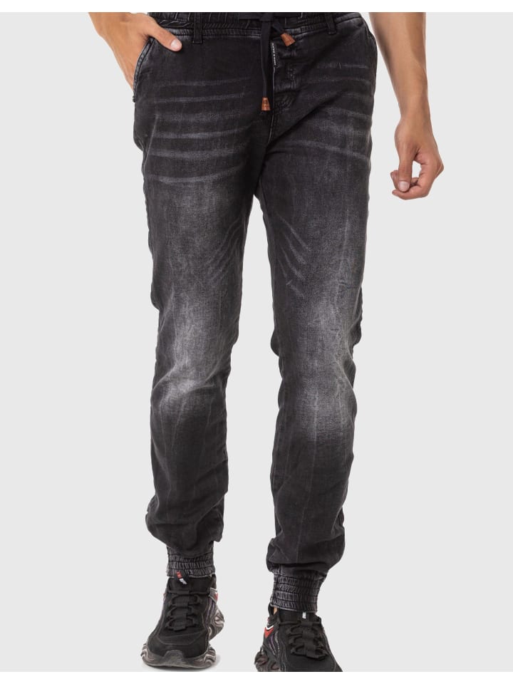 Джинсы Cipo & Baxx, черный
Джинсы Cipo & Baxx, черный