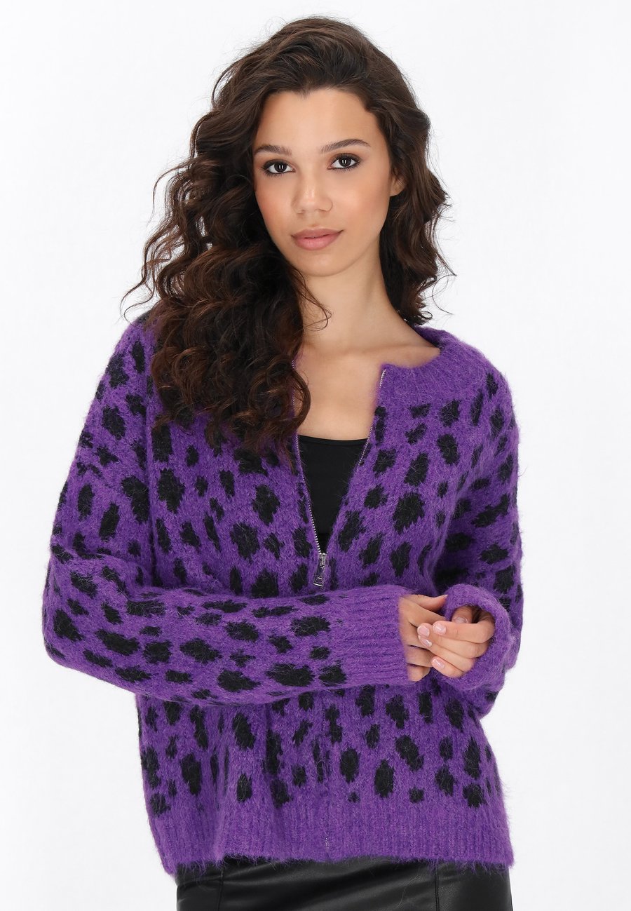 Кардиган myMo ROCKS Cardigan, Violet Leo/Purple
Кардиган myMo ROCKS Cardigan, Violet Leo/Purple