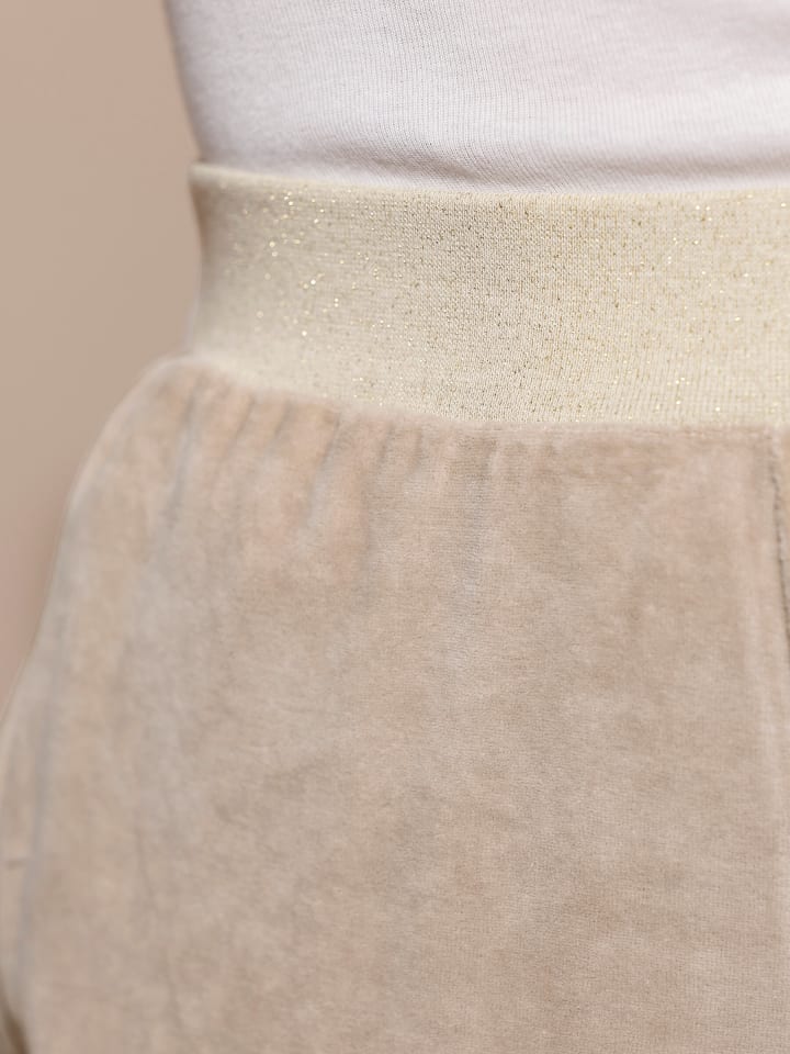 Куртка песочно-золотистого цвета Plantin
Куртка песочно-золотистого цвета Plantin