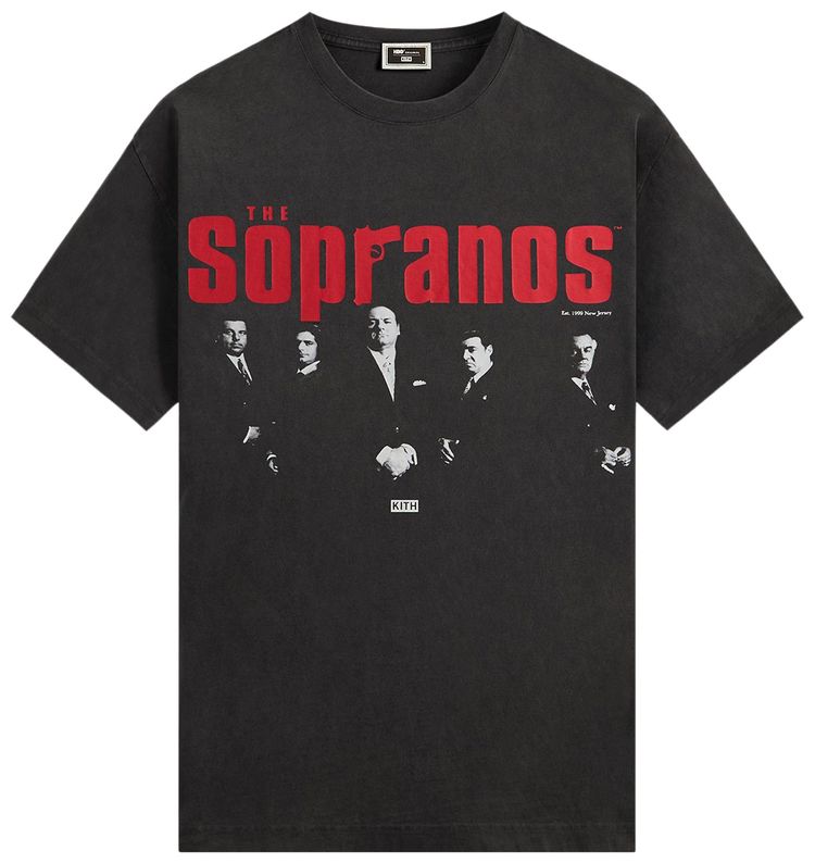 Футболка с винтажным принтом "Kith For The Sopranos Est. 1990 Poster", черный
Футболка с винтажным принтом "Kith For The Sopranos Est. 1990 Poster", черный