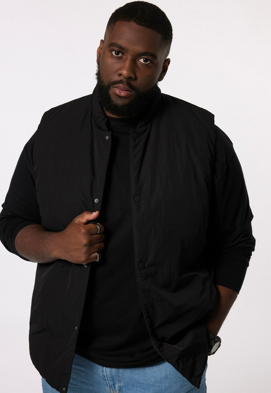 Куртка STHUGE Waistcoat, Black
Куртка STHUGE Waistcoat, Black