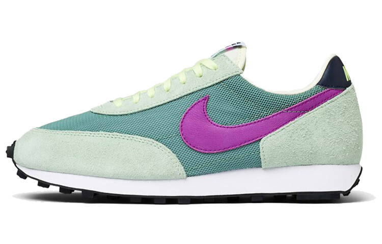 Nike Daybreak Кроссовки унисекс
Nike Daybreak Кроссовки унисекс