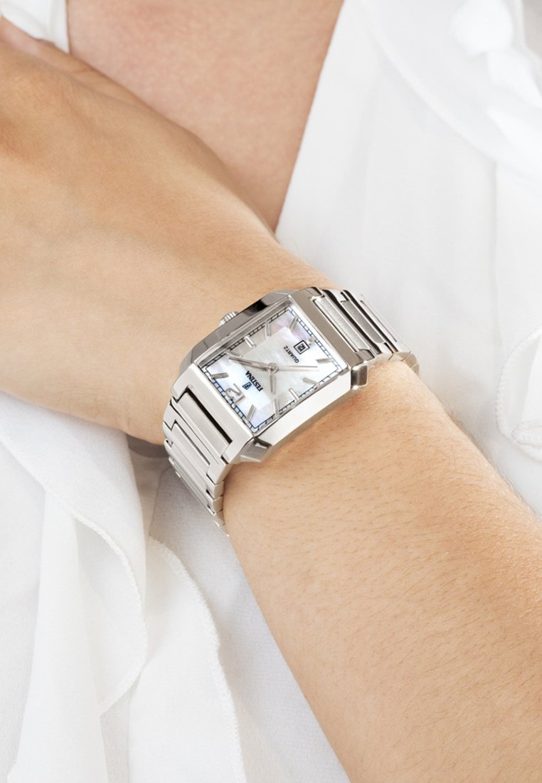 Наручные часы Festina, сиреневый/меланж
Наручные часы Festina, сиреневый/меланж