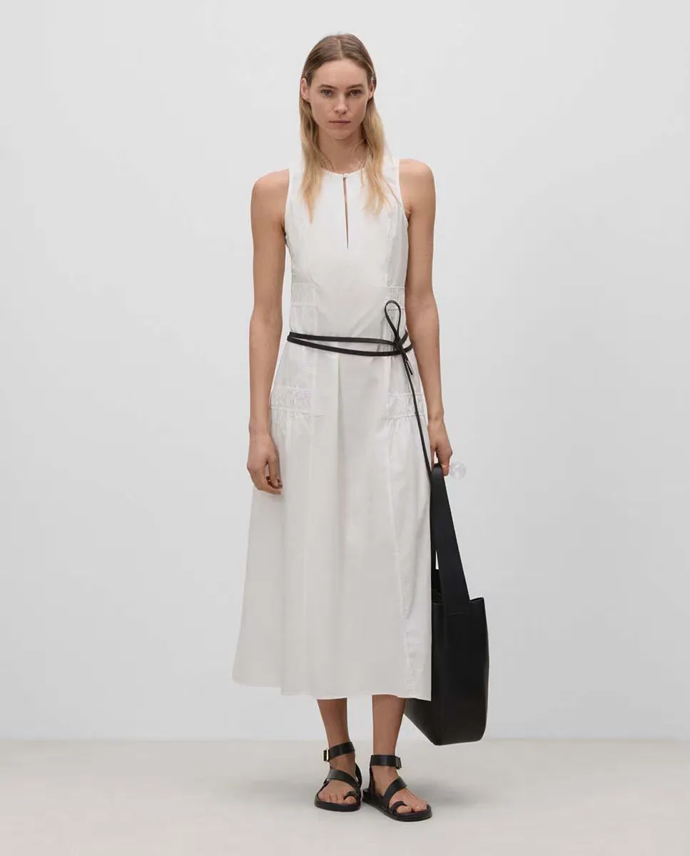 Платье с ярусами и сборками Simorra, белый
Платье с ярусами и сборками Simorra, белый