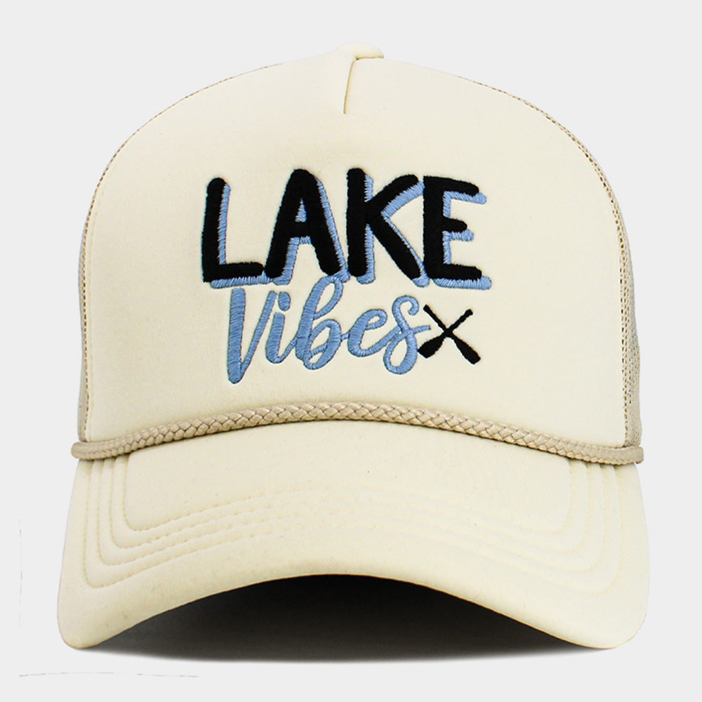 Бейсболка-тракер LAKE Vibes с вышитой надписью и сетчатой задней частью FASHNZFAB, бежевый/айвори
Бейсболка-тракер LAKE Vibes с вышитой надписью и сетчатой задней частью FASHNZFAB, бежевый/айвори