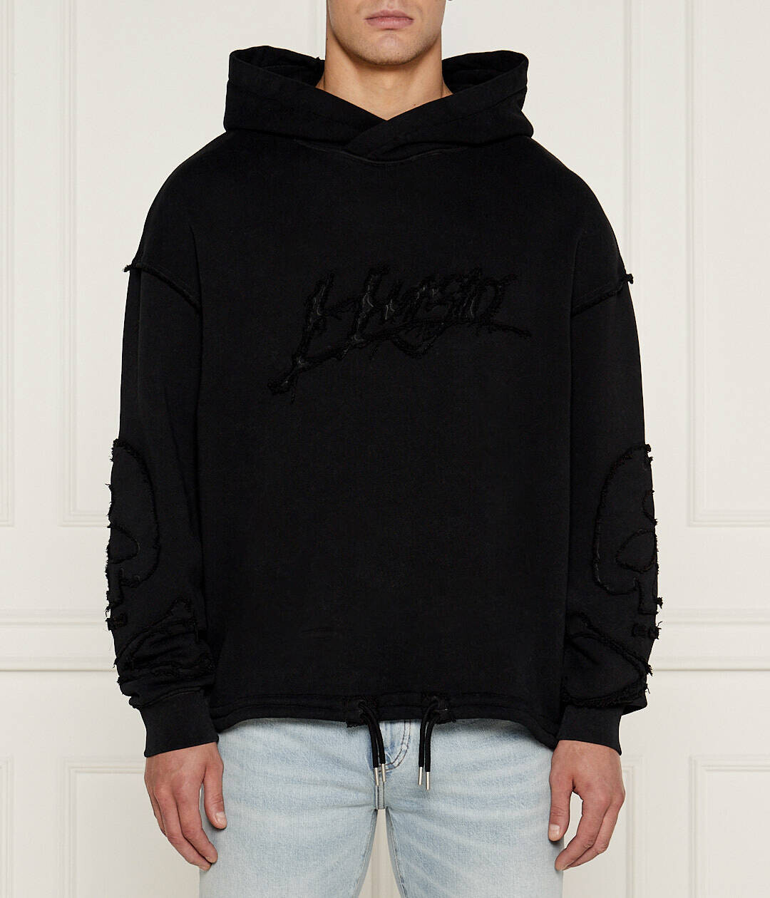 Толстовка HUGO Daskuldy Regular Fit, черный
Толстовка HUGO Daskuldy Regular Fit, черный