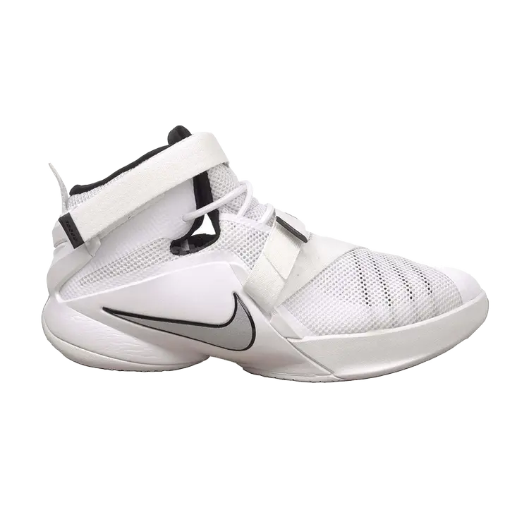 Кроссовки Nike LeBron Soldier 9 GS, белый
Кроссовки Nike LeBron Soldier 9 GS, белый