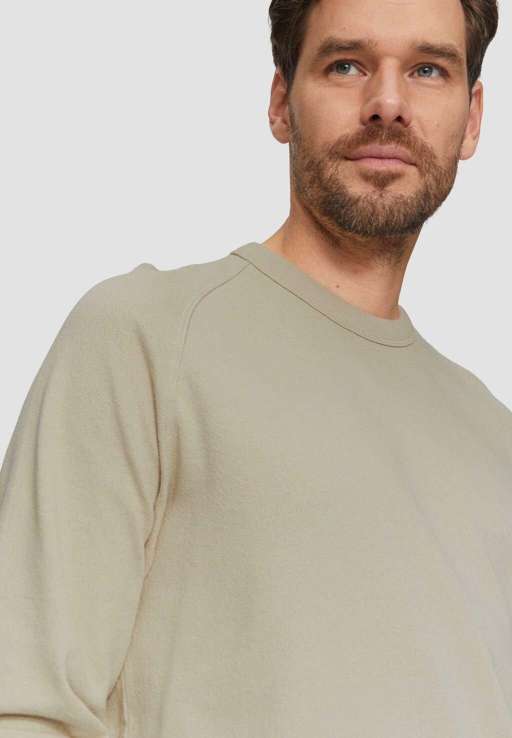 Толстовка LEICHTES MIT CREWNECK UND RAGLANÄRMELN s.Oliver, песочный
Толстовка LEICHTES MIT CREWNECK UND RAGLANÄRMELN s.Oliver, песочный