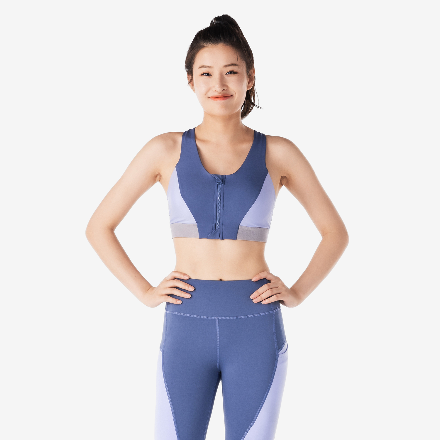 Женская спортивная майка Domyos средней поддержки с передней застёжкой-молнией
Женская спортивная майка Domyos средней поддержки с передней застёжкой-молнией