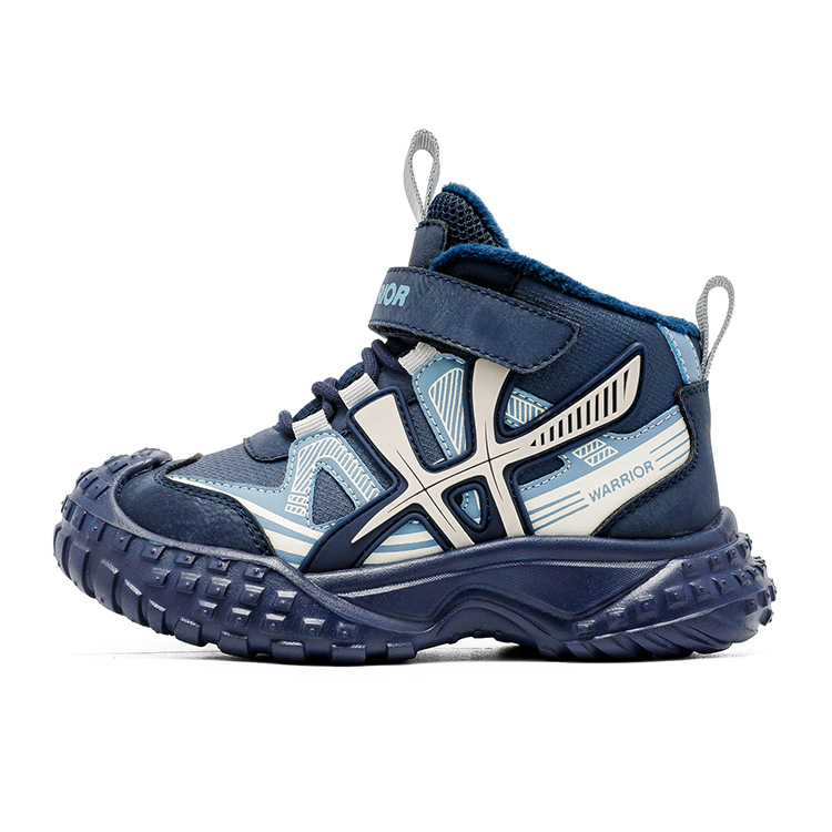 Детские хлопковые кроссовки с увеличенной высотой, устойчивые к скольжению и истиранию Kids' WARRIOR, синий
Детские хлопковые кроссовки с увеличенной высотой, устойчивые к скольжению и истиранию Kids' WARRIOR, синий