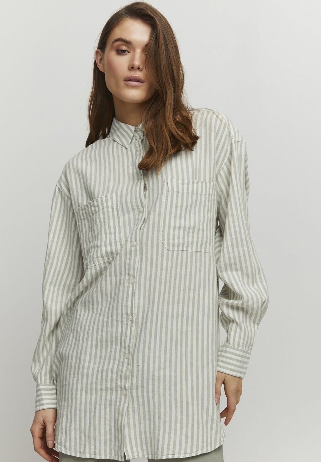 Рубашка b.young Byfalakka, серый
Рубашка b.young Byfalakka, серый