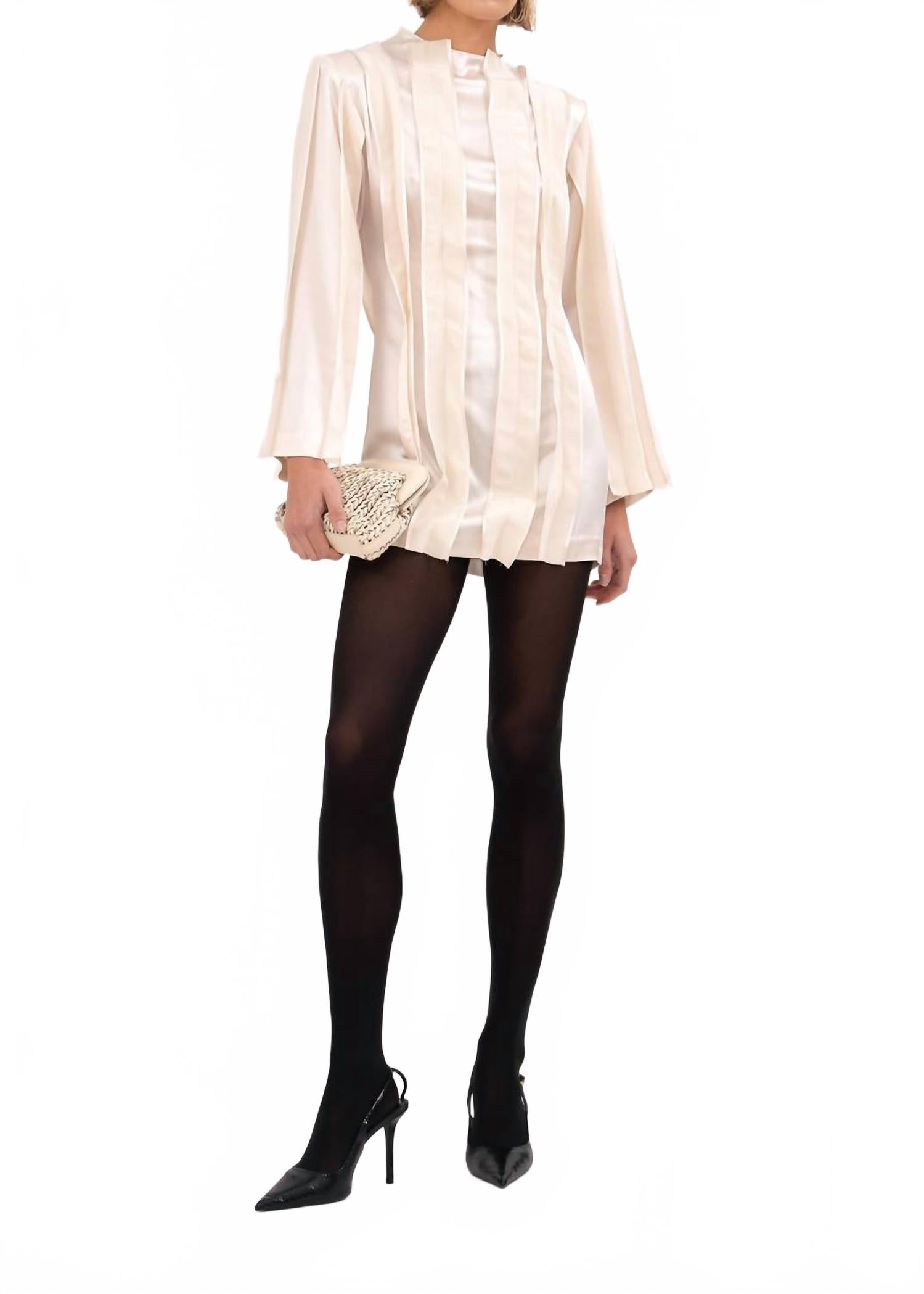 Мини-платье Enzo в цвете шампань NONCHALANTLABEL, Champagne
Мини-платье Enzo в цвете шампань NONCHALANTLABEL, Champagne