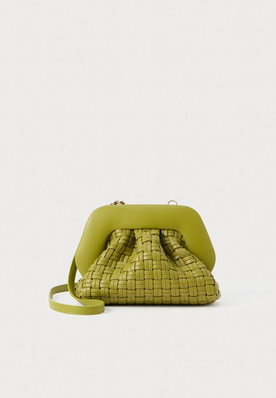 Сумка кросс-боди THEMOIRè GEA MICRO WEAVED, Kiwi/Green
Сумка кросс-боди THEMOIRè GEA MICRO WEAVED, Kiwi/Green