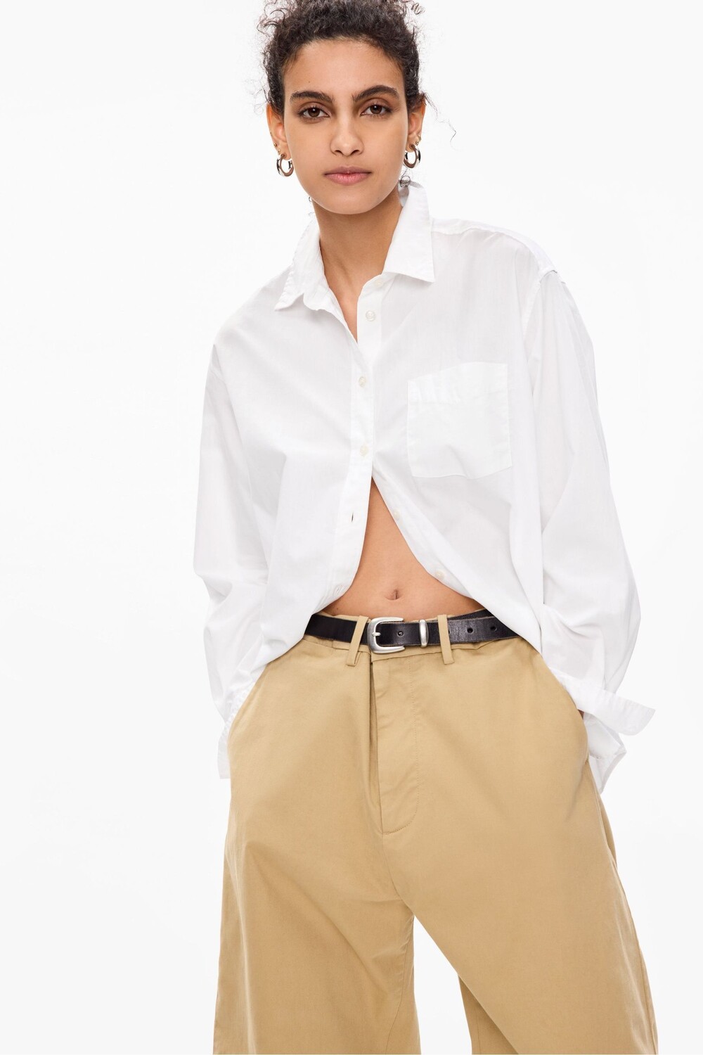 Рубашка оверсайз с длинными рукавами из натурального хлопка Gap, белый
Рубашка оверсайз с длинными рукавами из натурального хлопка Gap, белый