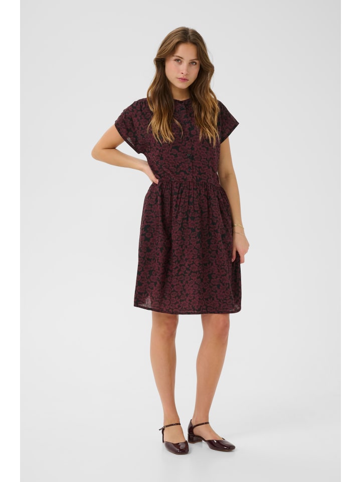 Платье до колена Kaffe
Платье до колена Kaffe