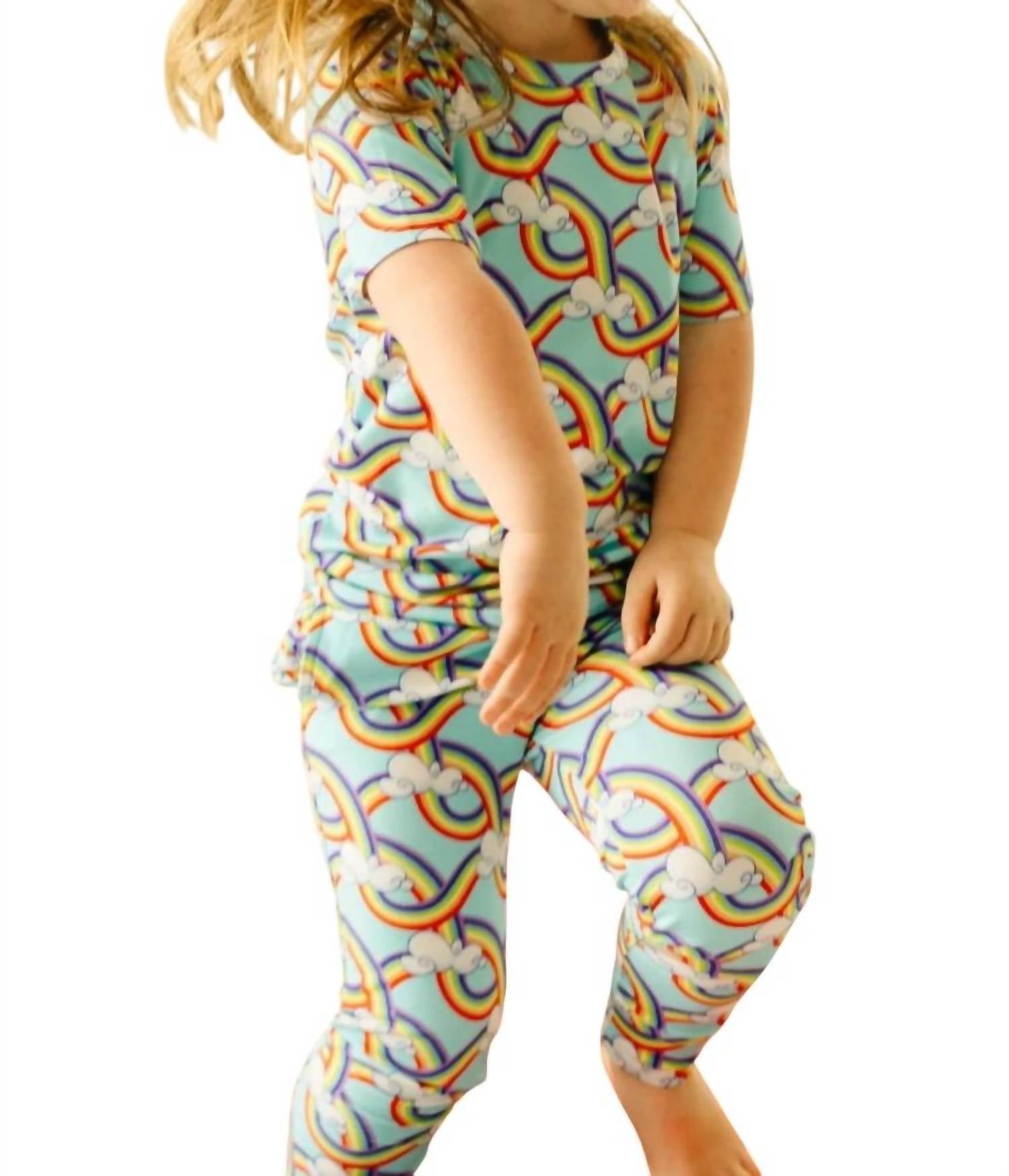 Бамбуковый комплект пижамы с короткими рукавами и радужными шлепанцами Muse Threads, цвет rainbow slides
Бамбуковый комплект пижамы с короткими рукавами и радужными шлепанцами Muse Threads, цвет rainbow slides