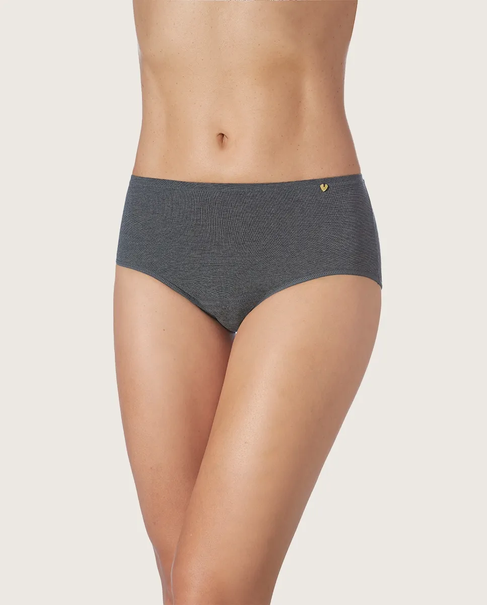 Трусы высокие из экологичной ткани Zd, темно-серый
Трусы высокие из экологичной ткани Zd, темно-серый